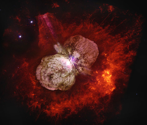 
Оптический снимок Эты из Киля. Скоро она должна взорваться так, что её заметят в других галактиках. Только неизвестно когда (фото NASA/N.Smith & J.Morse).
