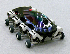 Это Halluc II — сразу и животное, и насекомое, и транспортное средство. Жаль, что не пылесос — в этом амплуа он мог бы пригодиться уже сейчас (фото с сайта itpro.nikkeibp.co.jp).