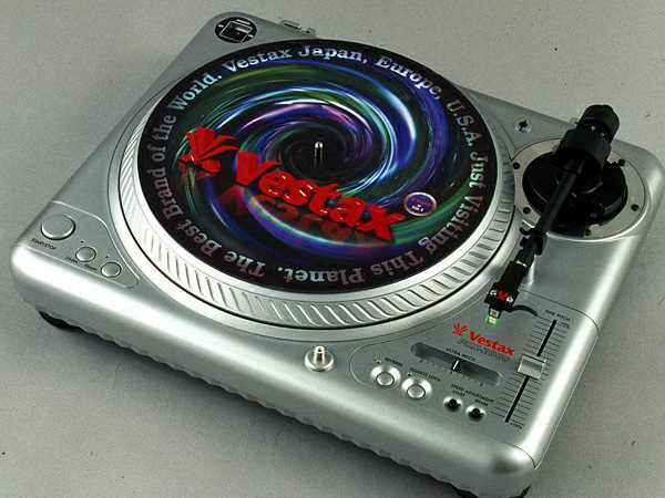 Vestax PDX-2000, недоступными по цене (от 850 до 1200$). 