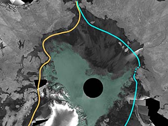 	

Арктика, съемка со спутника ESA. Желтая линия - Северо-Западный проход, голубая линия - Северо-Восточный проход, открытый не полностью. Изображение с сайта ESA.