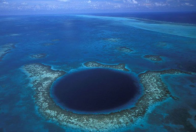 Great Blue Hole, Белиз.