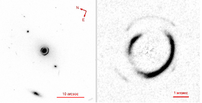Слева - изображение двойного кольца. Хотя линза первоначально была открыта по данным Слоановского обзора, но качественное изображение получено уже Космическим телескопом. Справа показано увеличенное изображение, с которого убрали галактику-линзу.