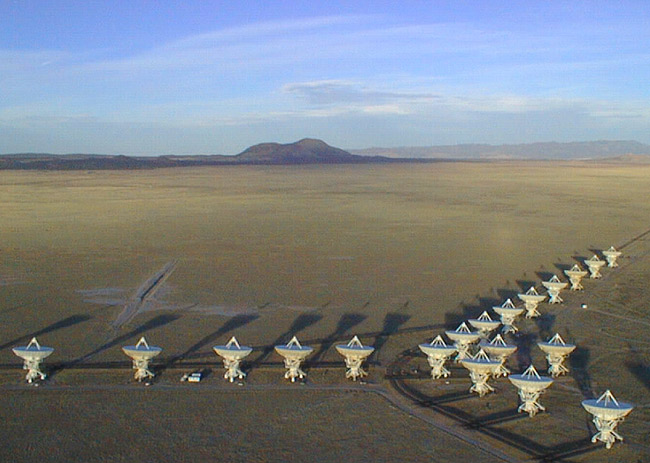 Very Large Array (VLA) - радио астрономическая обсерватория