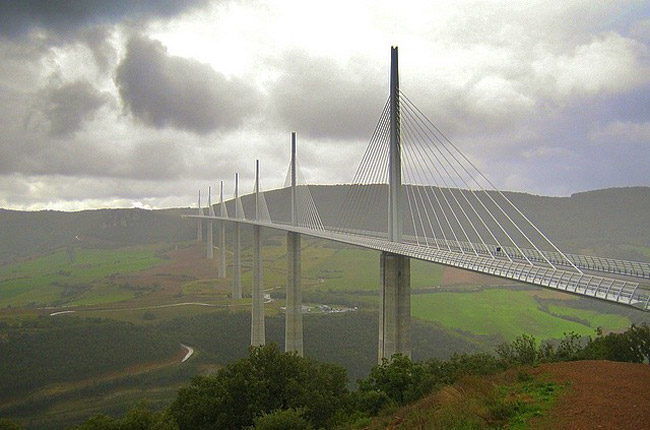 Самый высокий мост мира - Millau Viaduct