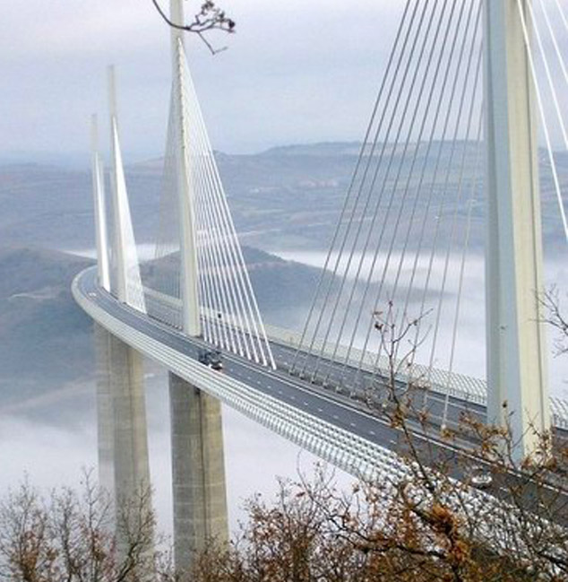 Самый высокий мост мира - Millau Viaduct