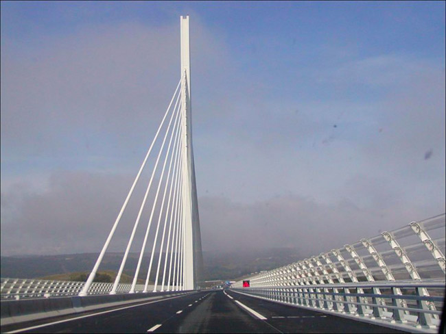 Самый высокий мост мира - Millau Viaduct